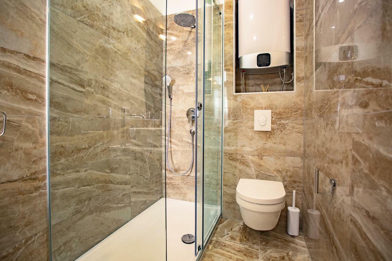 Best4Stay Luxury Rooms Split Extérieur photo